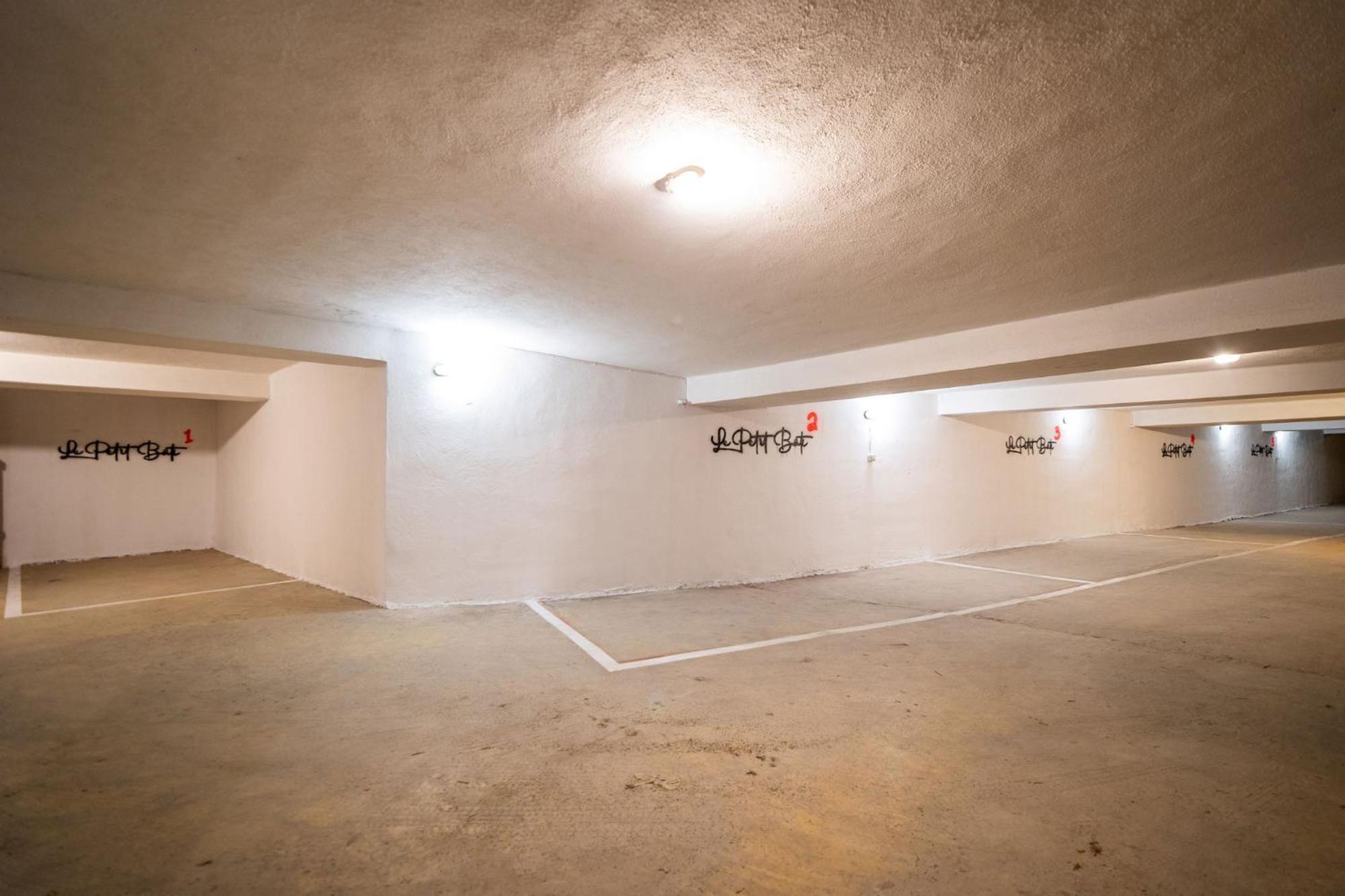 Industrial Loft - Le Petit Bati Apartment