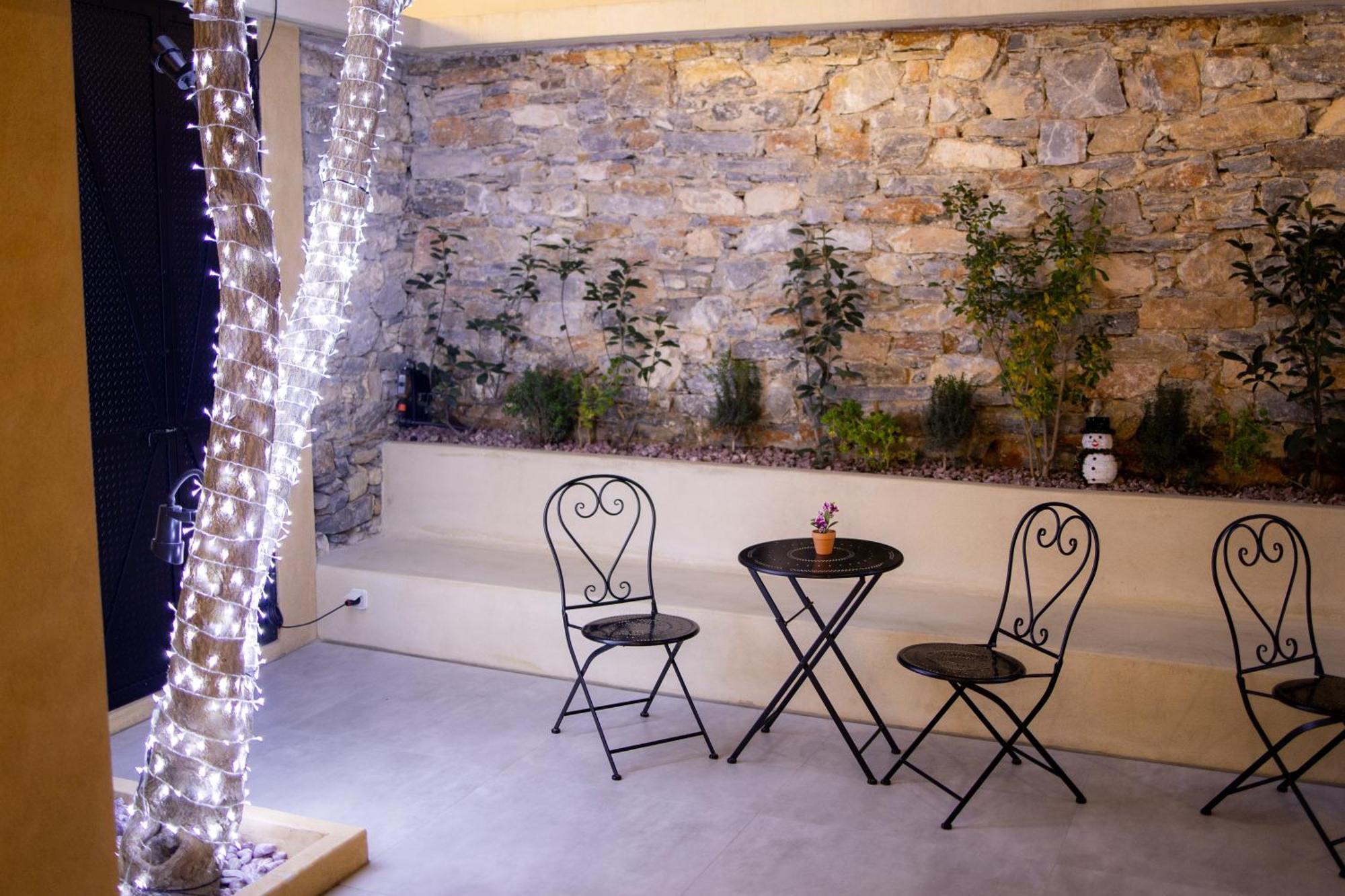 Industrial Loft - Le Petit Bati Volos