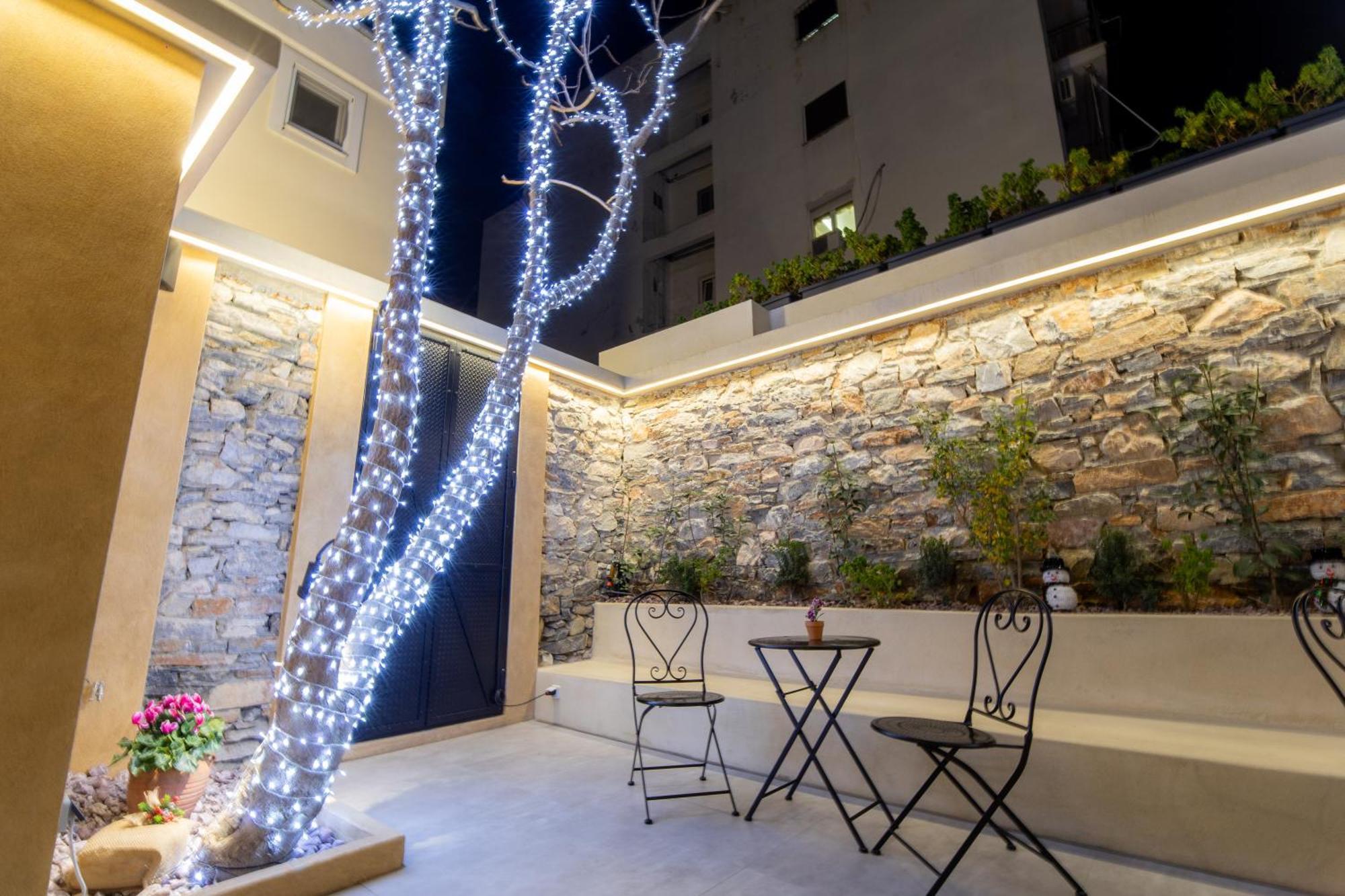 Apartment Industrial Loft - Le Petit Bati Volos
